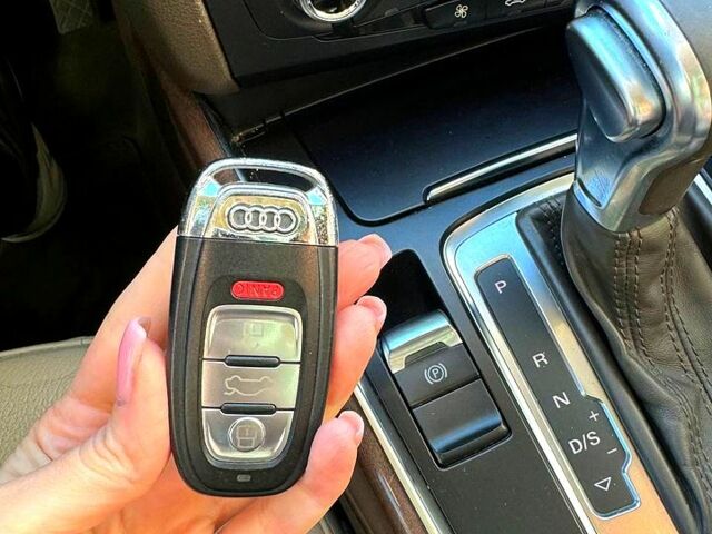 Белый Ауди Ку 5, объемом двигателя 2 л и пробегом 138 тыс. км за 16750 $, фото 3 на Automoto.ua