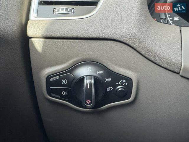 Белый Ауди Ку 5, объемом двигателя 1.98 л и пробегом 175 тыс. км за 17100 $, фото 20 на Automoto.ua