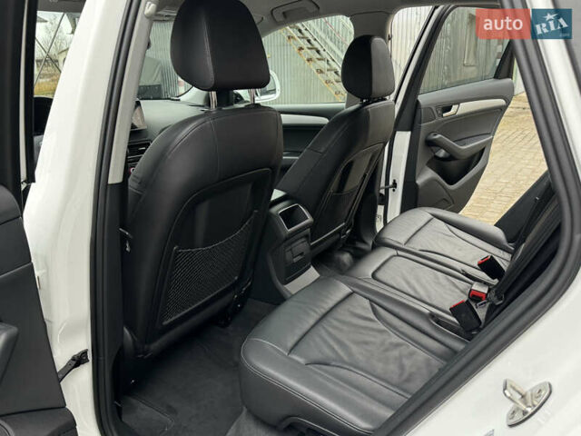 Белый Ауди Ку 5, объемом двигателя 2 л и пробегом 129 тыс. км за 15450 $, фото 58 на Automoto.ua