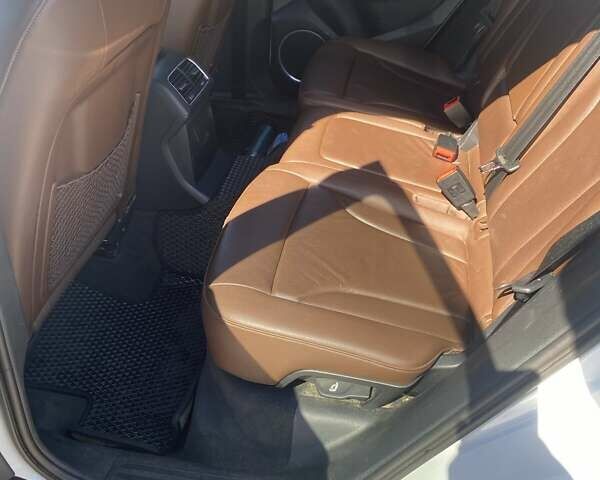 Білий Ауді Ку 5, об'ємом двигуна 1.98 л та пробігом 98 тис. км за 22700 $, фото 20 на Automoto.ua