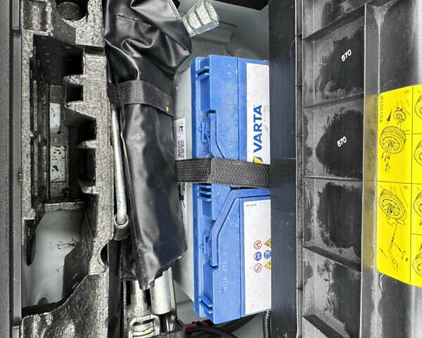 Белый Ауди Ку 5, объемом двигателя 3 л и пробегом 179 тыс. км за 17900 $, фото 22 на Automoto.ua