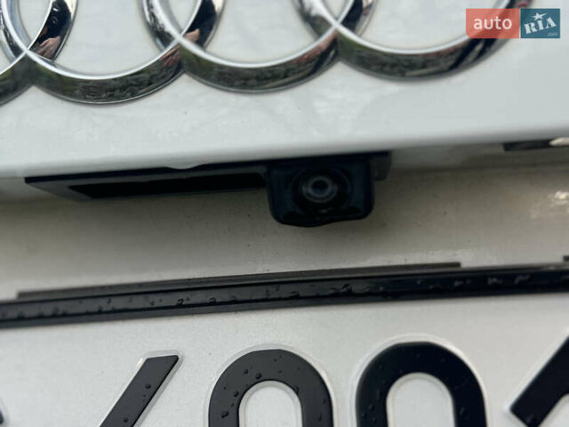 Білий Ауді Ку 5, об'ємом двигуна 1.98 л та пробігом 130 тис. км за 16950 $, фото 52 на Automoto.ua