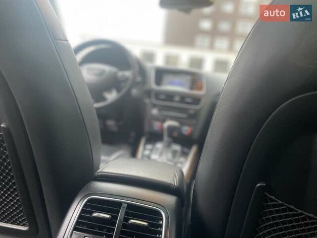 Белый Ауди Ку 5, объемом двигателя 1.98 л и пробегом 127 тыс. км за 15900 $, фото 20 на Automoto.ua