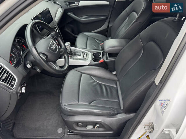 Белый Ауди Ку 5, объемом двигателя 2 л и пробегом 129 тыс. км за 15450 $, фото 45 на Automoto.ua