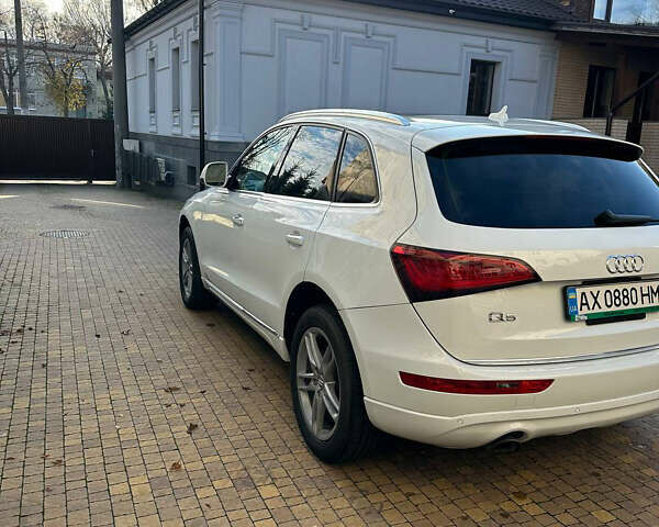 Белый Ауди Ку 5, объемом двигателя 1.98 л и пробегом 45 тыс. км за 20500 $, фото 4 на Automoto.ua