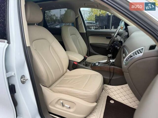 Белый Ауди Ку 5, объемом двигателя 3 л и пробегом 140 тыс. км за 17990 $, фото 11 на Automoto.ua