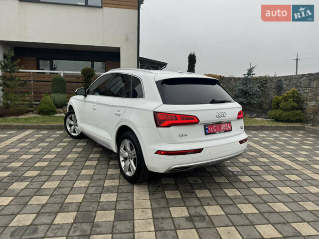 Білий Ауді Ку 5, об'ємом двигуна 2 л та пробігом 185 тис. км за 20990 $, фото 34 на Automoto.ua