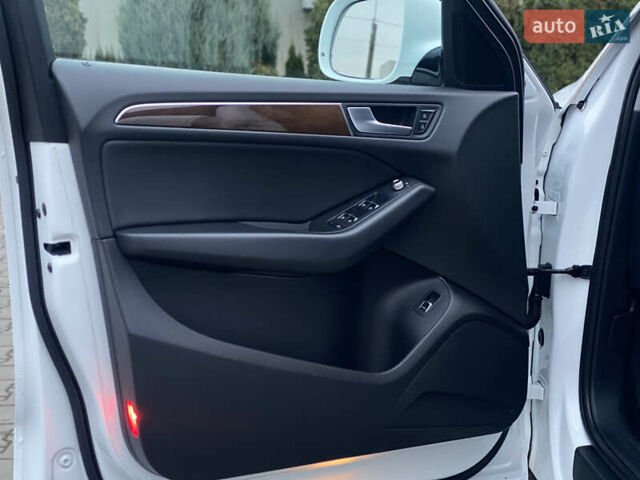 Белый Ауди Ку 5, объемом двигателя 2 л и пробегом 97 тыс. км за 18900 $, фото 11 на Automoto.ua