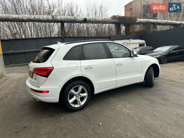 Белый Ауди Ку 5, объемом двигателя 2 л и пробегом 130 тыс. км за 17500 $, фото 11 на Automoto.ua