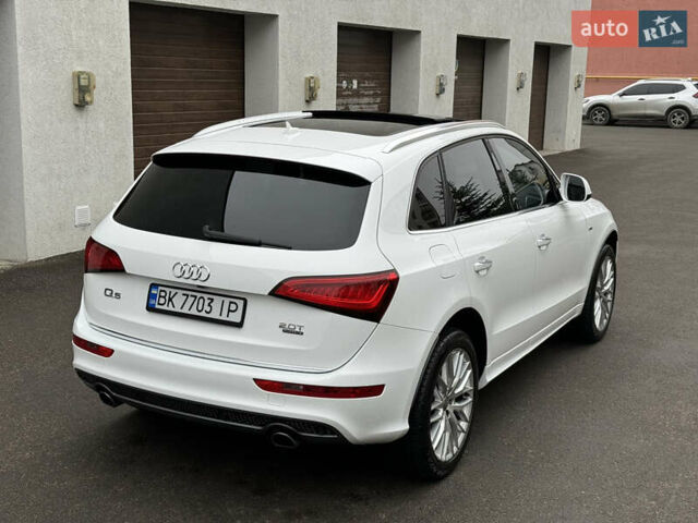 Белый Ауди Ку 5, объемом двигателя 2 л и пробегом 126 тыс. км за 19900 $, фото 14 на Automoto.ua