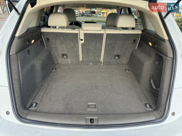 Белый Ауди Ку 5, объемом двигателя 1.98 л и пробегом 175 тыс. км за 17100 $, фото 14 на Automoto.ua