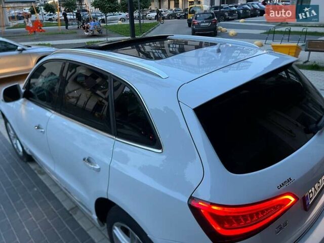 Белый Ауди Ку 5, объемом двигателя 1.98 л и пробегом 127 тыс. км за 15900 $, фото 11 на Automoto.ua