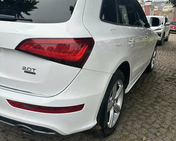 Белый Ауди Ку 5, объемом двигателя 1.98 л и пробегом 178 тыс. км за 17000 $, фото 12 на Automoto.ua