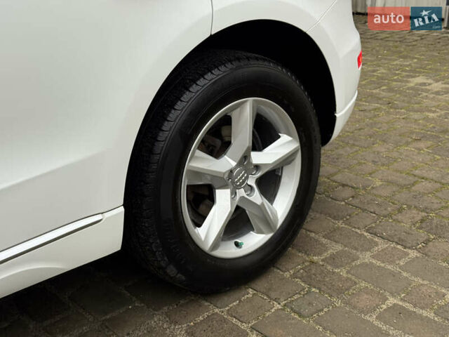 Белый Ауди Ку 5, объемом двигателя 2 л и пробегом 129 тыс. км за 15450 $, фото 29 на Automoto.ua