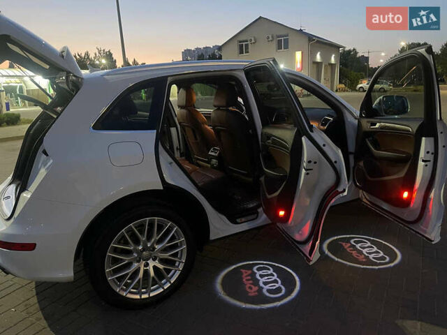 Белый Ауди Ку 5, объемом двигателя 1.98 л и пробегом 132 тыс. км за 20000 $, фото 12 на Automoto.ua