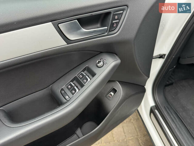 Белый Ауди Ку 5, объемом двигателя 2 л и пробегом 129 тыс. км за 15450 $, фото 42 на Automoto.ua