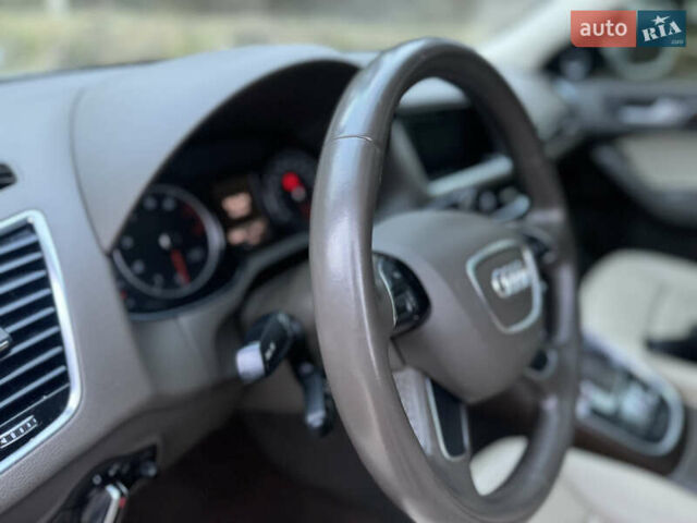 Білий Ауді Ку 5, об'ємом двигуна 1.98 л та пробігом 130 тис. км за 16950 $, фото 56 на Automoto.ua