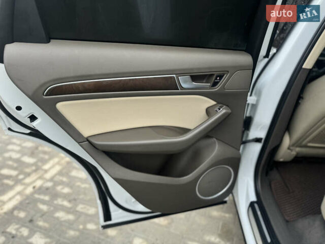 Білий Ауді Ку 5, об'ємом двигуна 1.98 л та пробігом 130 тис. км за 16950 $, фото 71 на Automoto.ua