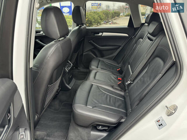 Белый Ауди Ку 5, объемом двигателя 1.98 л и пробегом 174 тыс. км за 16900 $, фото 19 на Automoto.ua