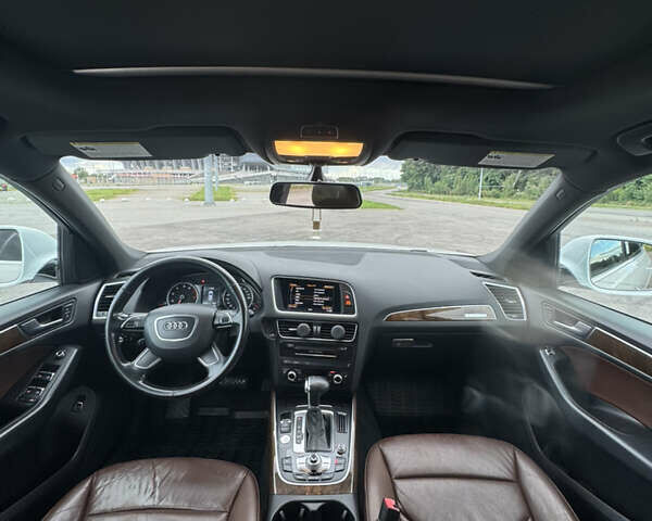 Белый Ауди Ку 5, объемом двигателя 1.98 л и пробегом 244 тыс. км за 14500 $, фото 8 на Automoto.ua