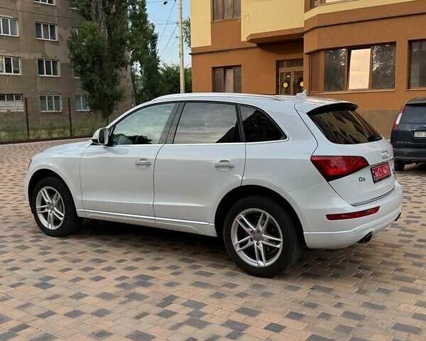 Білий Ауді Ку 5, об'ємом двигуна 1.98 л та пробігом 124 тис. км за 16000 $, фото 6 на Automoto.ua