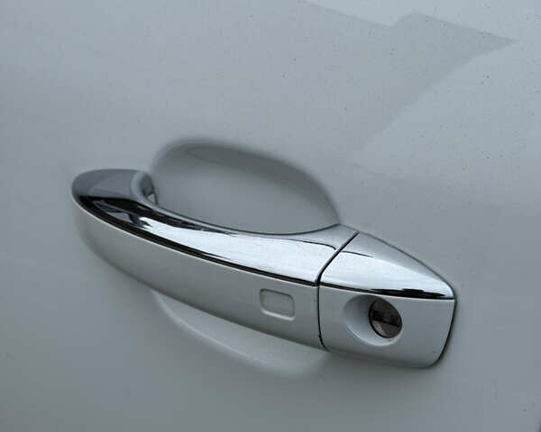 Белый Ауди Ку 5, объемом двигателя 1.98 л и пробегом 79 тыс. км за 16500 $, фото 16 на Automoto.ua