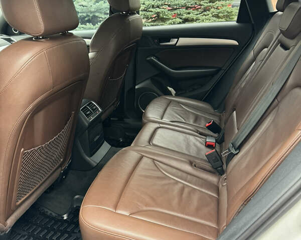 Белый Ауди Ку 5, объемом двигателя 2 л и пробегом 126 тыс. км за 19900 $, фото 33 на Automoto.ua