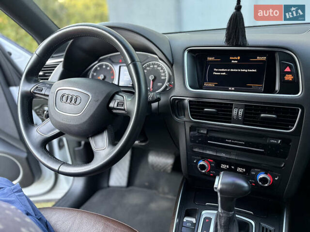 Ауди Ку 5 2016 в Львове на Automoto.ua Белый Ауди Ку 5, объемом двигателя 2 л и пробегом 181 тыс. км за 17850 $, фото 25 на Automoto.ua
