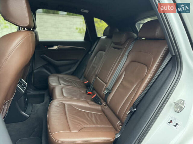 Белый Ауди Ку 5, объемом двигателя 2 л и пробегом 169 тыс. км за 14850 $, фото 100 на Automoto.ua