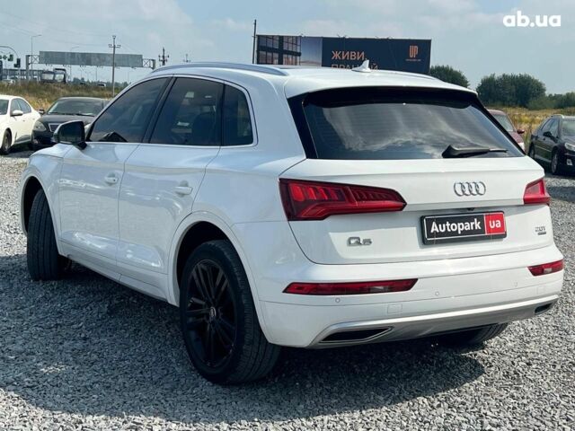 Білий Ауді Ку 5, об'ємом двигуна 2 л та пробігом 185 тис. км за 24290 $, фото 5 на Automoto.ua