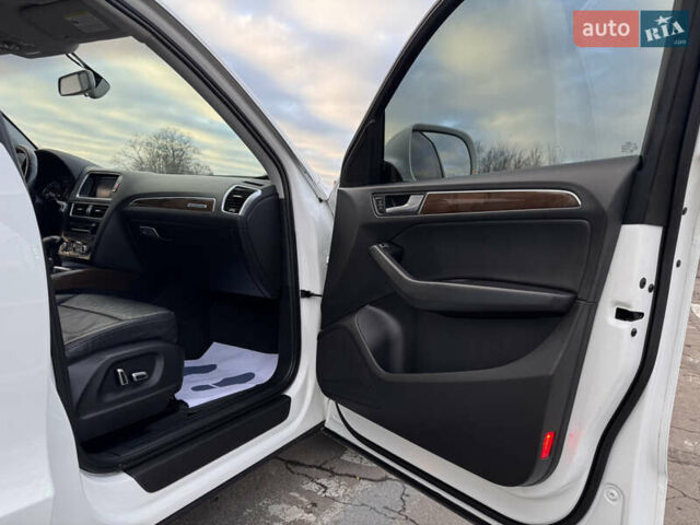 Белый Ауди Ку 5, объемом двигателя 2 л и пробегом 167 тыс. км за 16499 $, фото 42 на Automoto.ua