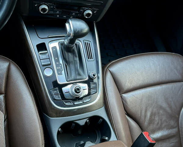 Белый Ауди Ку 5, объемом двигателя 1.98 л и пробегом 108 тыс. км за 19500 $, фото 25 на Automoto.ua