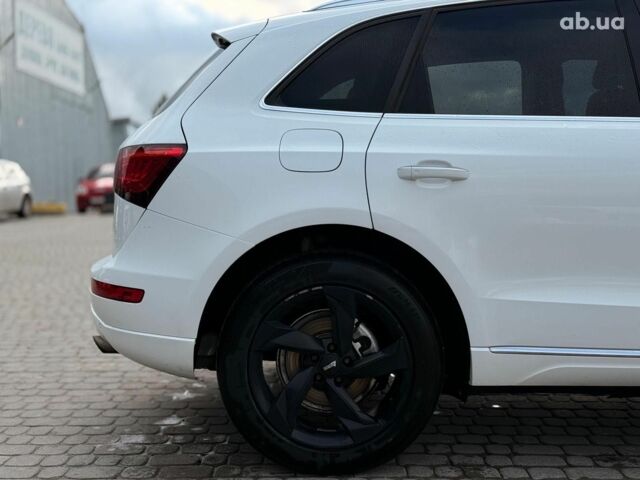 Белый Ауди Ку 5, объемом двигателя 2 л и пробегом 196 тыс. км за 15990 $, фото 11 на Automoto.ua