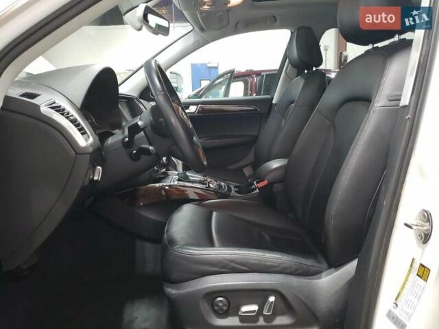 Білий Ауді Ку 5, об'ємом двигуна 1.98 л та пробігом 151 тис. км за 2950 $, фото 6 на Automoto.ua