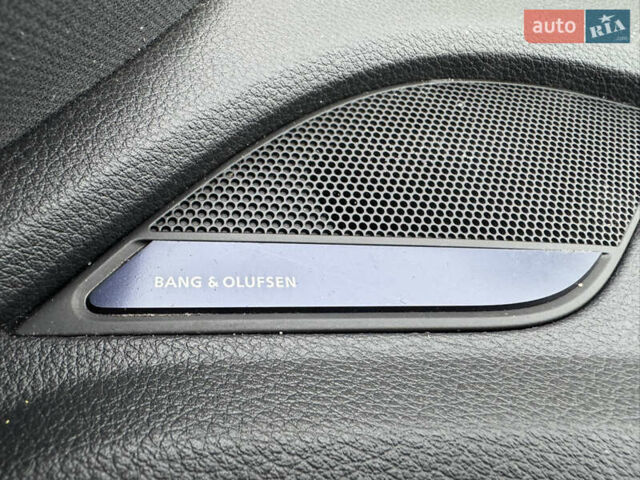 Білий Ауді Ку 5, об'ємом двигуна 2 л та пробігом 185 тис. км за 20990 $, фото 20 на Automoto.ua