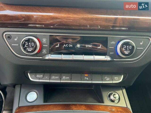 Белый Ауди Ку 5, объемом двигателя 2 л и пробегом 185 тыс. км за 24290 $, фото 26 на Automoto.ua
