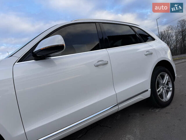 Белый Ауди Ку 5, объемом двигателя 2 л и пробегом 167 тыс. км за 16499 $, фото 12 на Automoto.ua