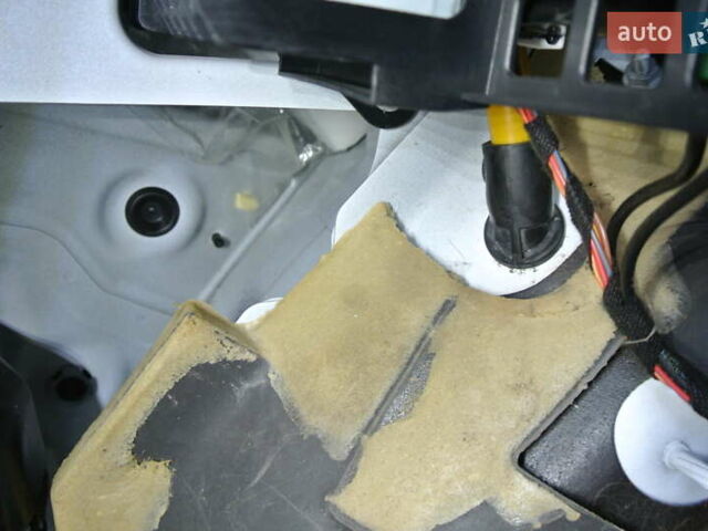 Белый Ауди Ку 5, объемом двигателя 1.98 л и пробегом 146 тыс. км за 17900 $, фото 36 на Automoto.ua