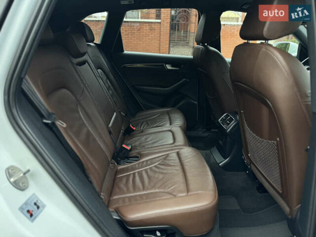 Белый Ауди Ку 5, объемом двигателя 2 л и пробегом 169 тыс. км за 14850 $, фото 93 на Automoto.ua