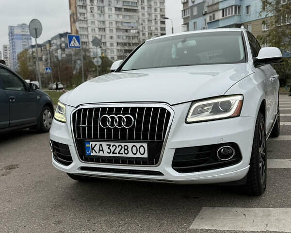 Белый Ауди Ку 5, объемом двигателя 1.98 л и пробегом 141 тыс. км за 17500 $, фото 2 на Automoto.ua