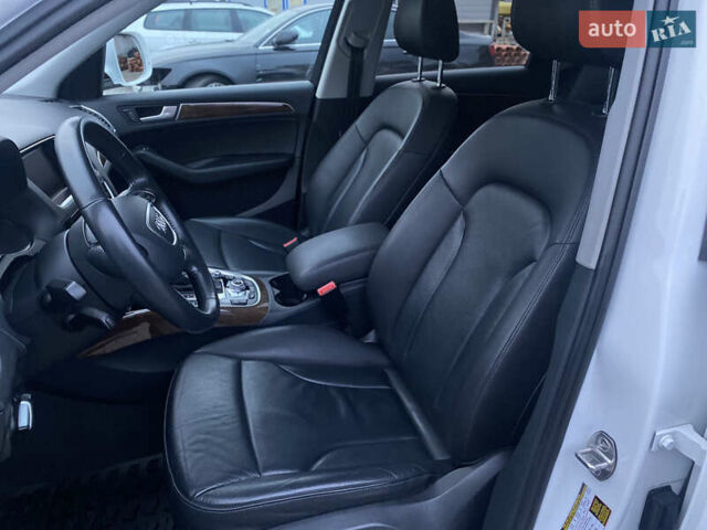 Белый Ауди Ку 5, объемом двигателя 2 л и пробегом 97 тыс. км за 18900 $, фото 12 на Automoto.ua