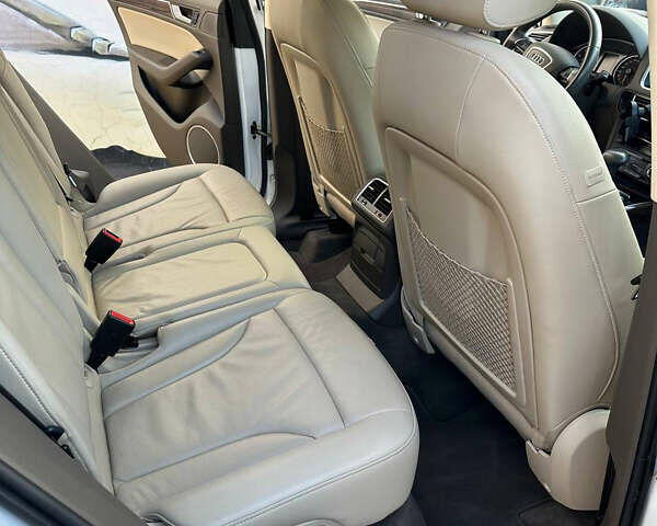 Белый Ауди Ку 5, объемом двигателя 1.98 л и пробегом 45 тыс. км за 20500 $, фото 14 на Automoto.ua