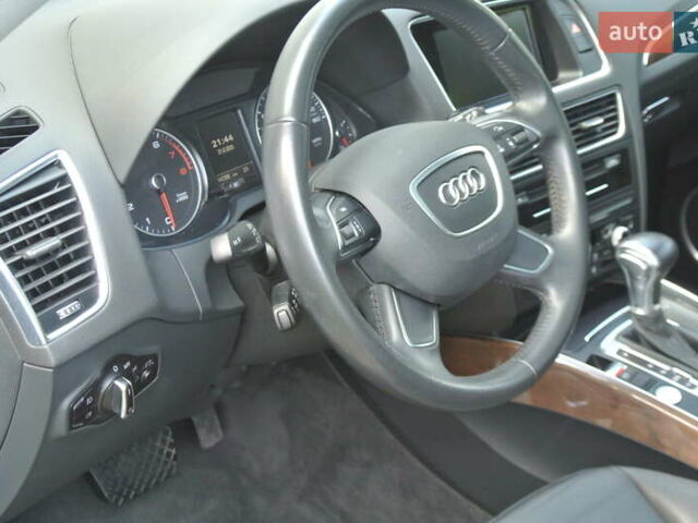 Белый Ауди Ку 5, объемом двигателя 1.98 л и пробегом 146 тыс. км за 17900 $, фото 7 на Automoto.ua