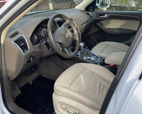 Белый Ауди Ку 5, объемом двигателя 1.98 л и пробегом 73 тыс. км за 17300 $, фото 11 на Automoto.ua