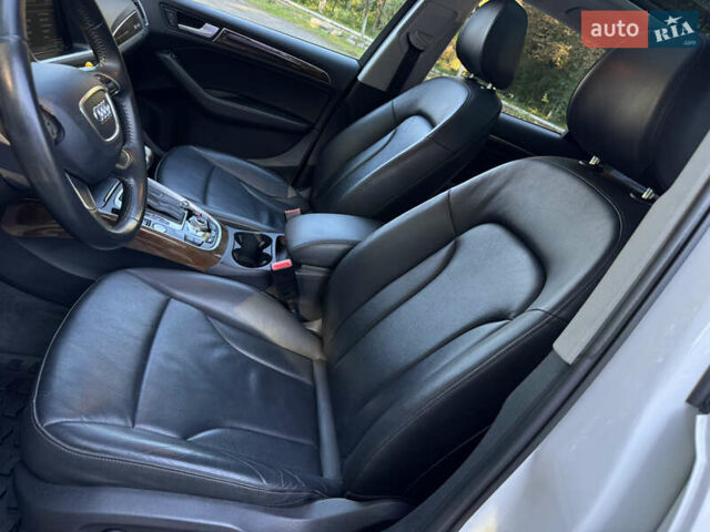 Белый Ауди Ку 5, объемом двигателя 1.98 л и пробегом 132 тыс. км за 16999 $, фото 62 на Automoto.ua