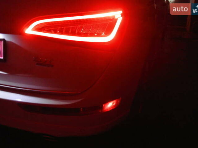 Белый Ауди Ку 5, объемом двигателя 1.98 л и пробегом 146 тыс. км за 17900 $, фото 115 на Automoto.ua