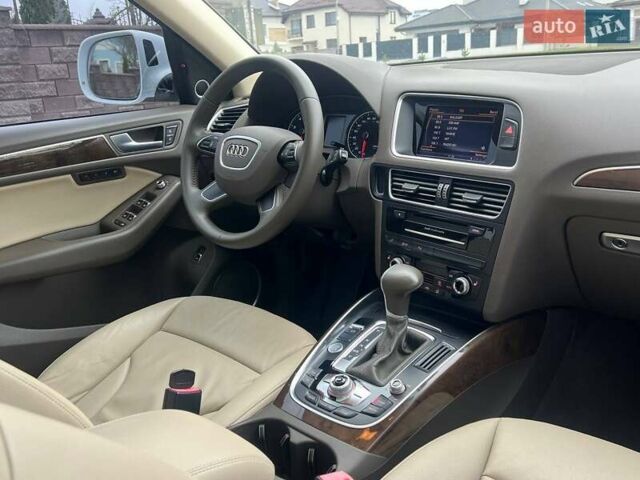 Белый Ауди Ку 5, объемом двигателя 1.98 л и пробегом 278 тыс. км за 13900 $, фото 26 на Automoto.ua
