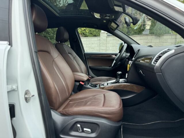 Білий Ауді Ку 5, об'ємом двигуна 2 л та пробігом 169 тис. км за 14800 $, фото 10 на Automoto.ua