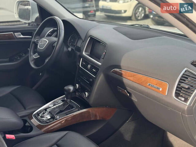 Белый Ауди Ку 5, объемом двигателя 1.98 л и пробегом 298 тыс. км за 16000 $, фото 4 на Automoto.ua