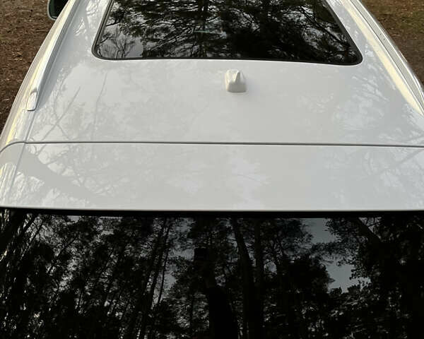 Белый Ауди Ку 5, объемом двигателя 2 л и пробегом 174 тыс. км за 16599 $, фото 27 на Automoto.ua